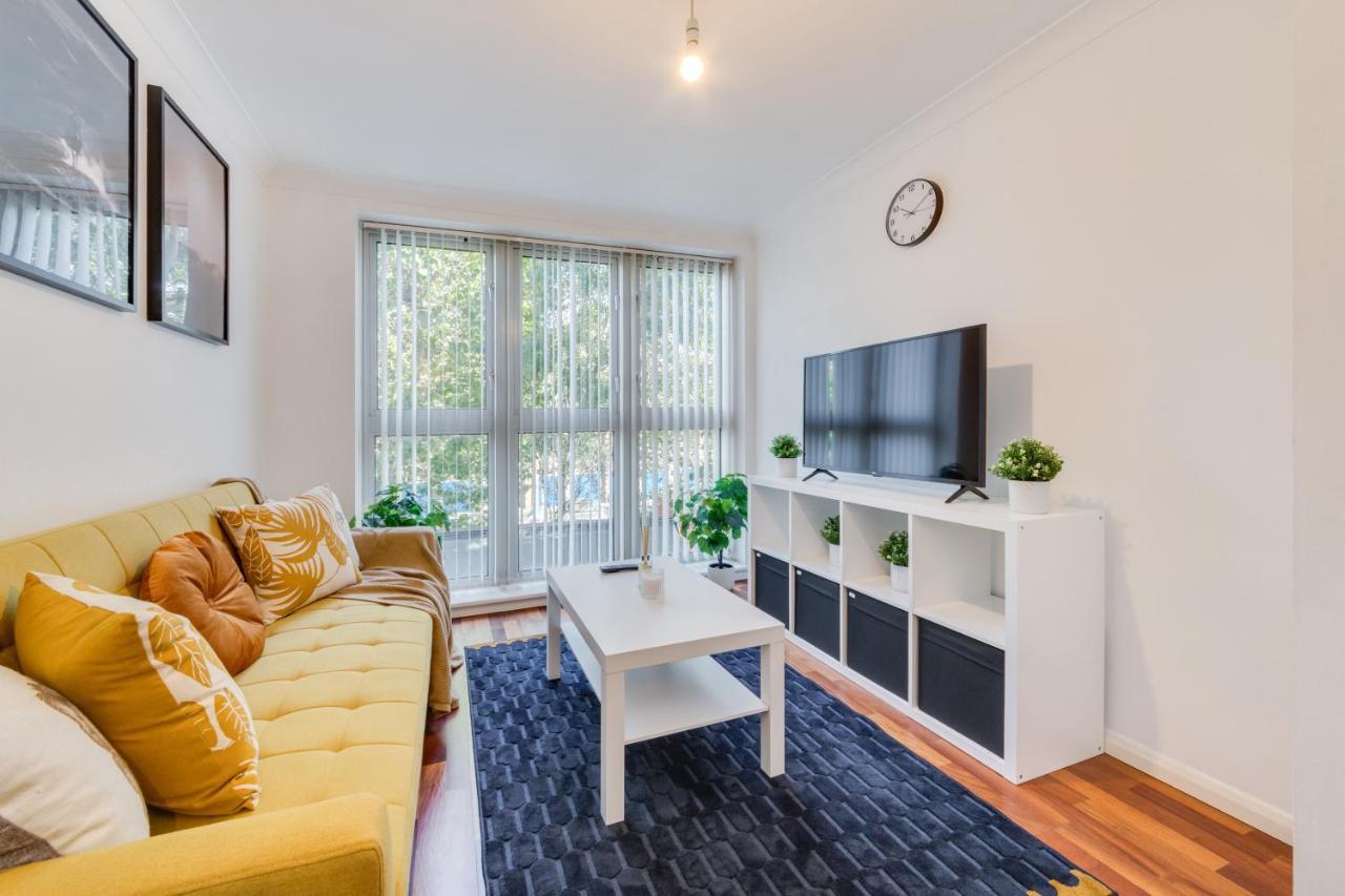 Apartment Visit London 1 Bed Flat- Canary Wharf Close To River Thames *