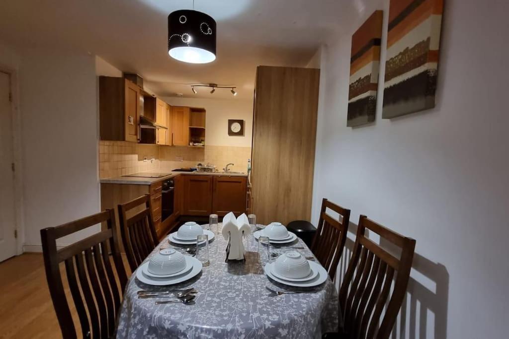 Entire In East E3 Near Bromley By Bow Station Apartment *