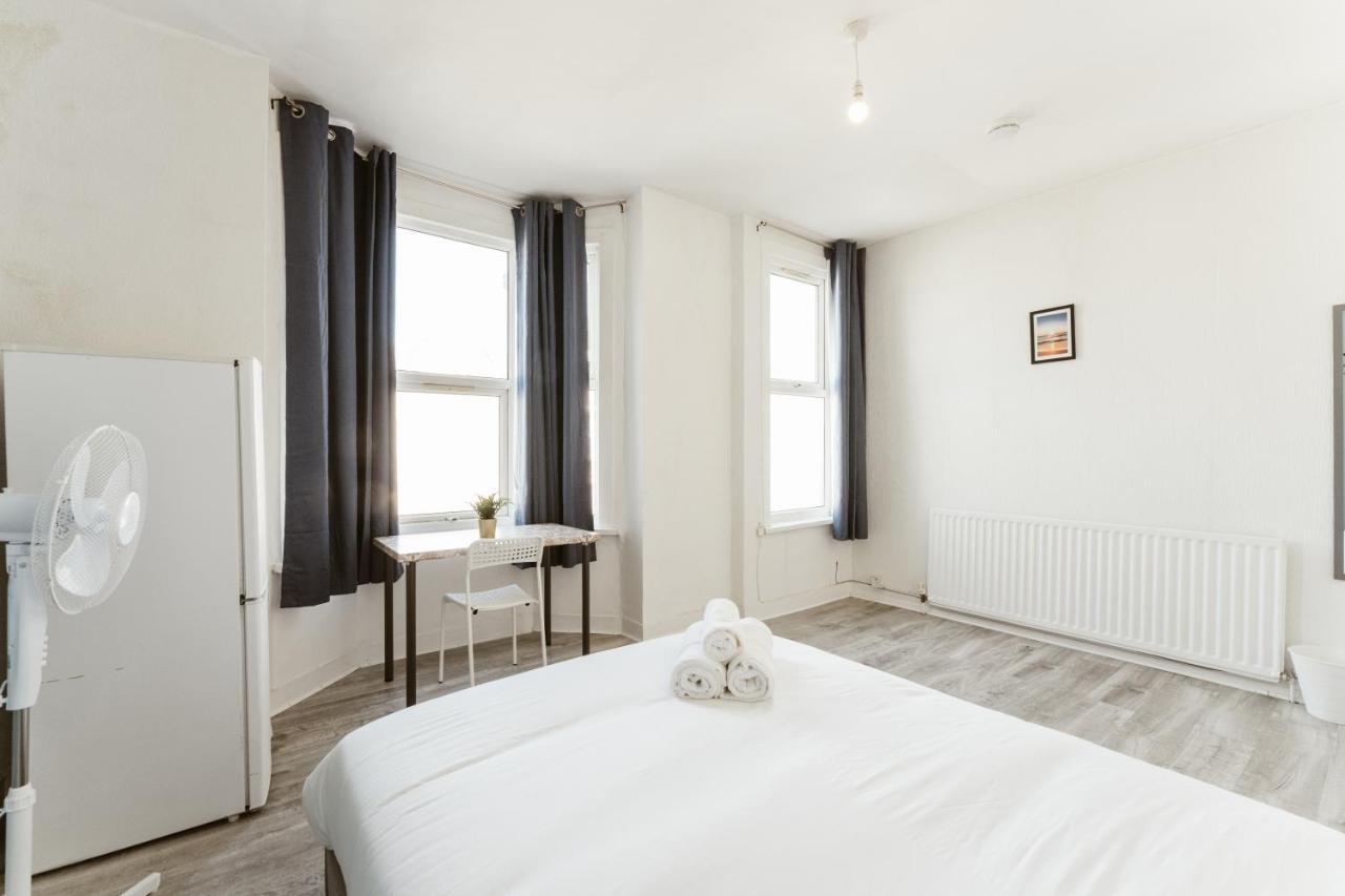 Leyton Comfy Double -50 Gasthof