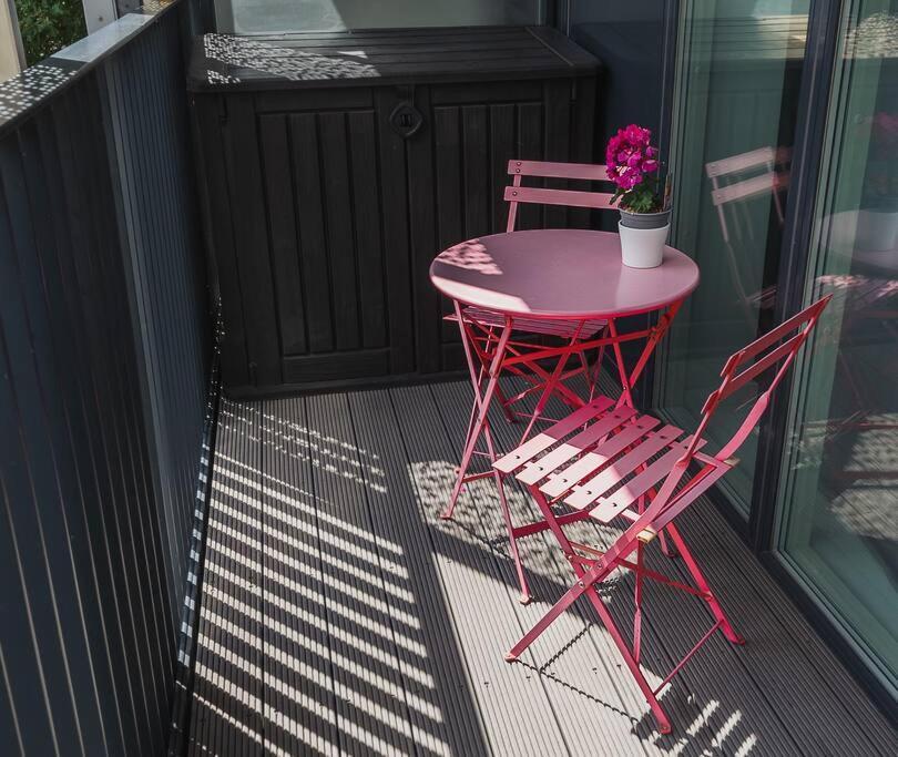 Cool Dalston Studio With Balcony And Gym * London