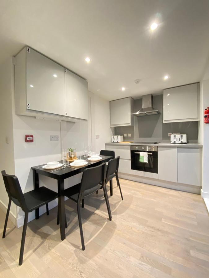 Cozy En-suite Near Stratford Guest house London