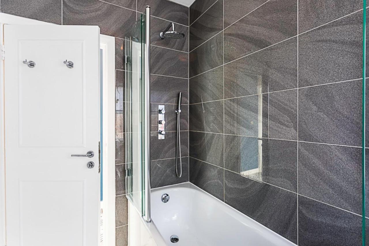 Cosy Spitalfields Hideaway * London