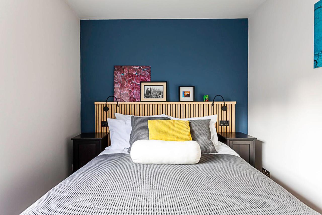 Cosy Spitalfields Hideaway Apartment *