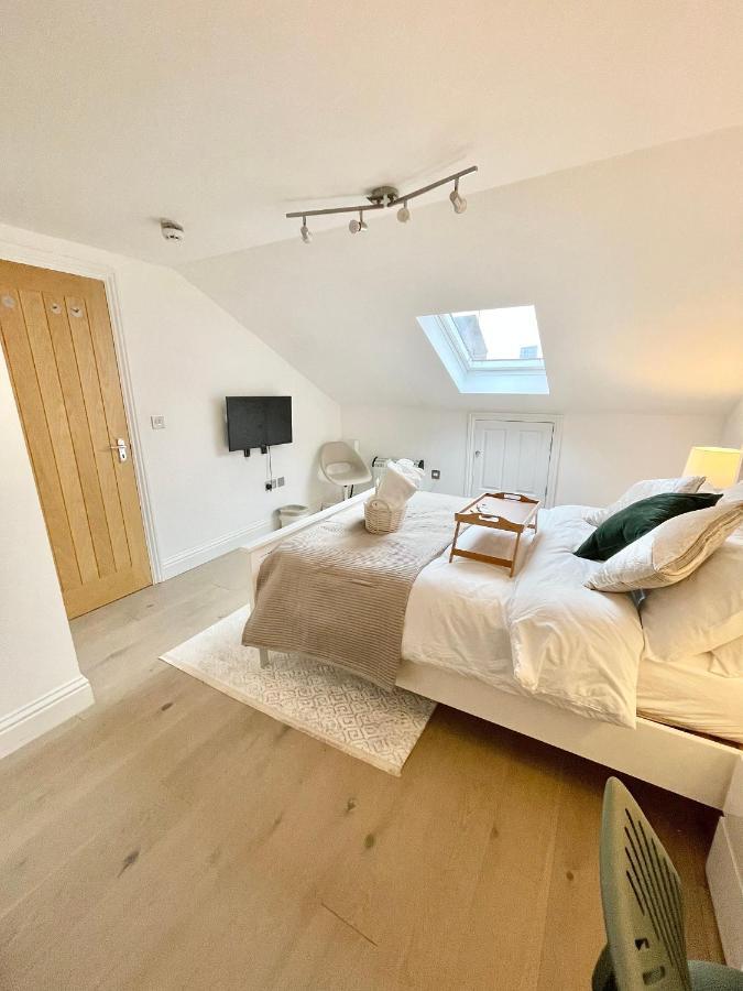 Casa de hóspedes Luxury En-suite Double Bedroom Stratford E15 *