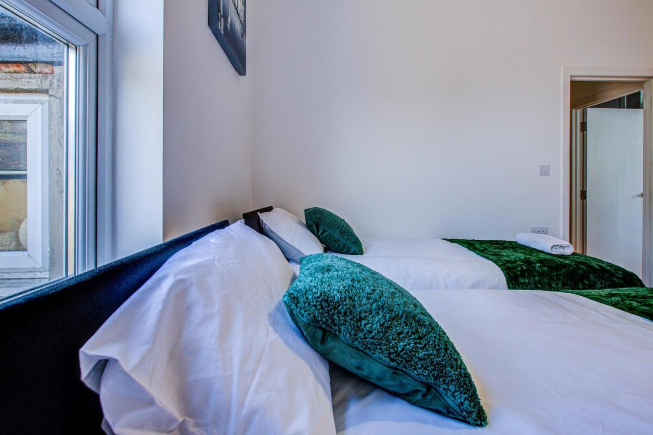Apartment Peckham Plaza London