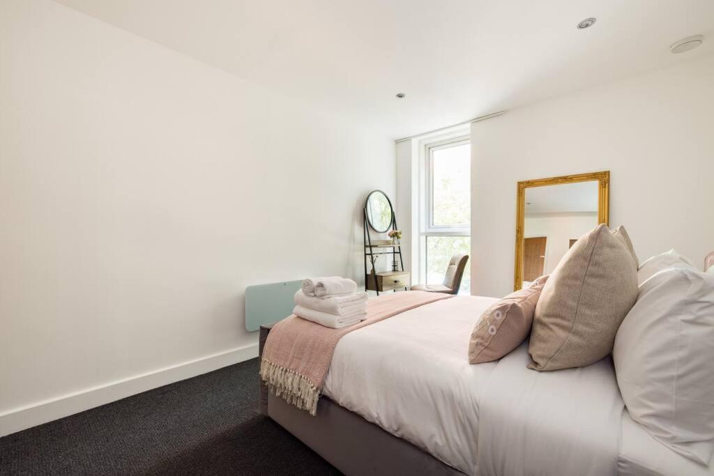 Apartment Luxury - Excel - O2- 3 Bedroom *