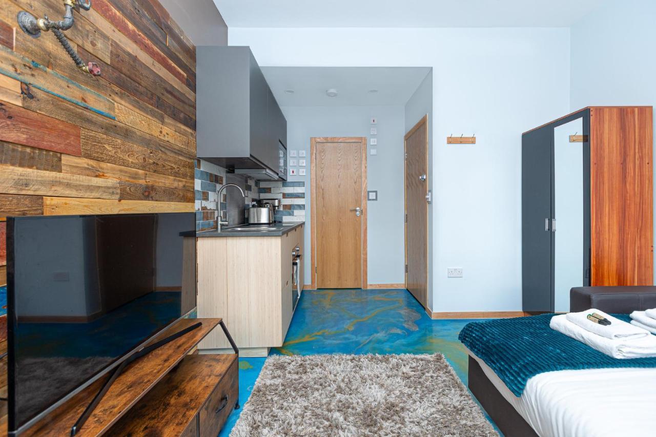 New Stylish Flat Near Woolwich Tube *