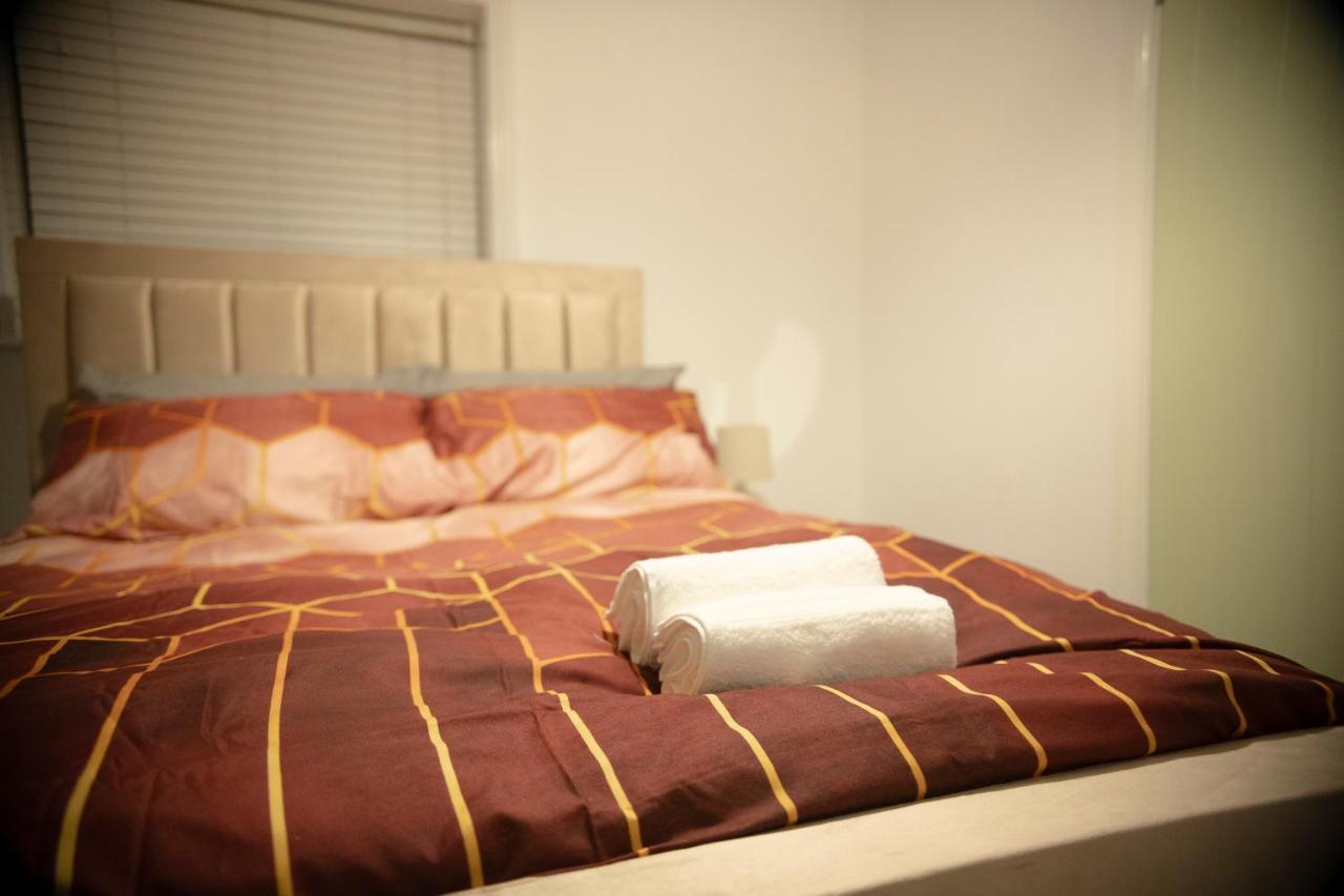 Very Cosy Near Westfield, Stratford * Londres