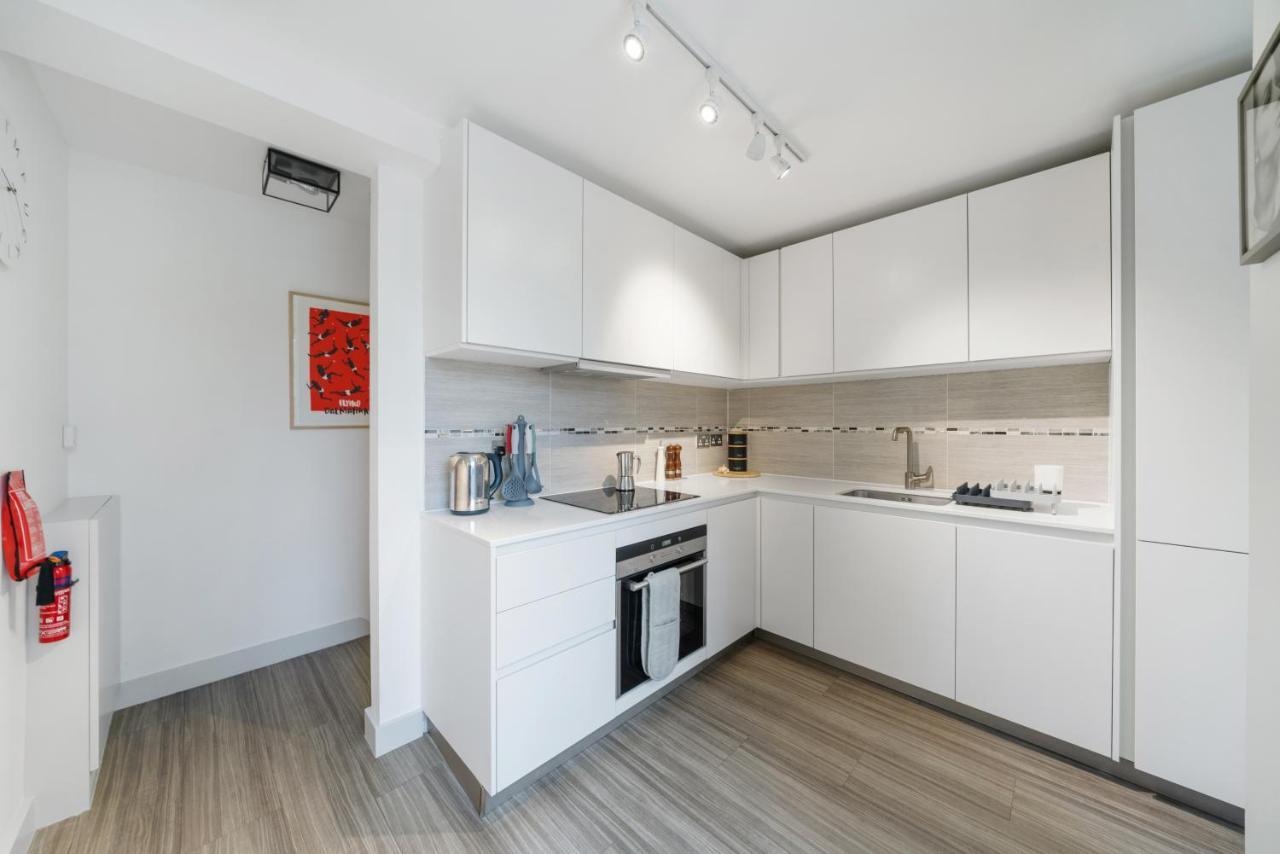 Apartment Ickburgh Road
