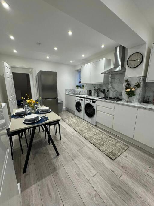 Modern 5 Bed Near Excel -big Ben Casa de férias *