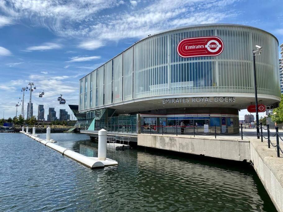 Modern 5 Bed Near Excel -big Ben Casa de férias Londres