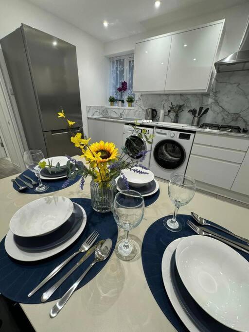 Modern 5 Bed Near Excel -big Ben * Londres