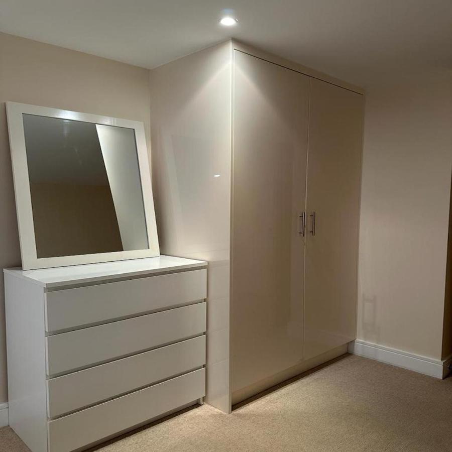 Apartment Canary Wharf London