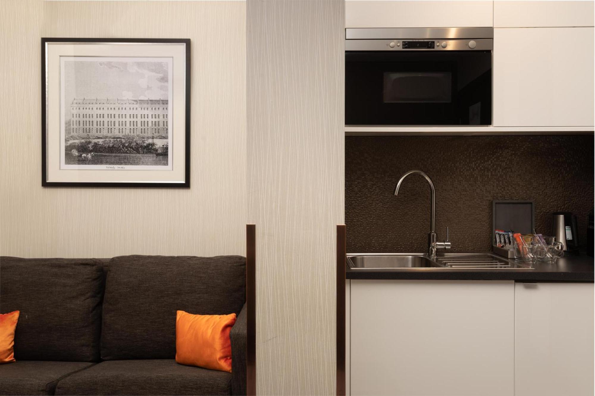 Montcalm Royal House, Hotel
