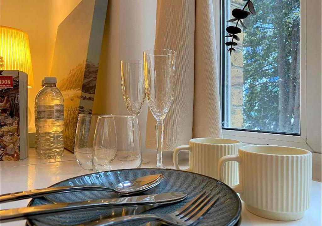 Tower Bridge Borough Market Bridge House Homestay London