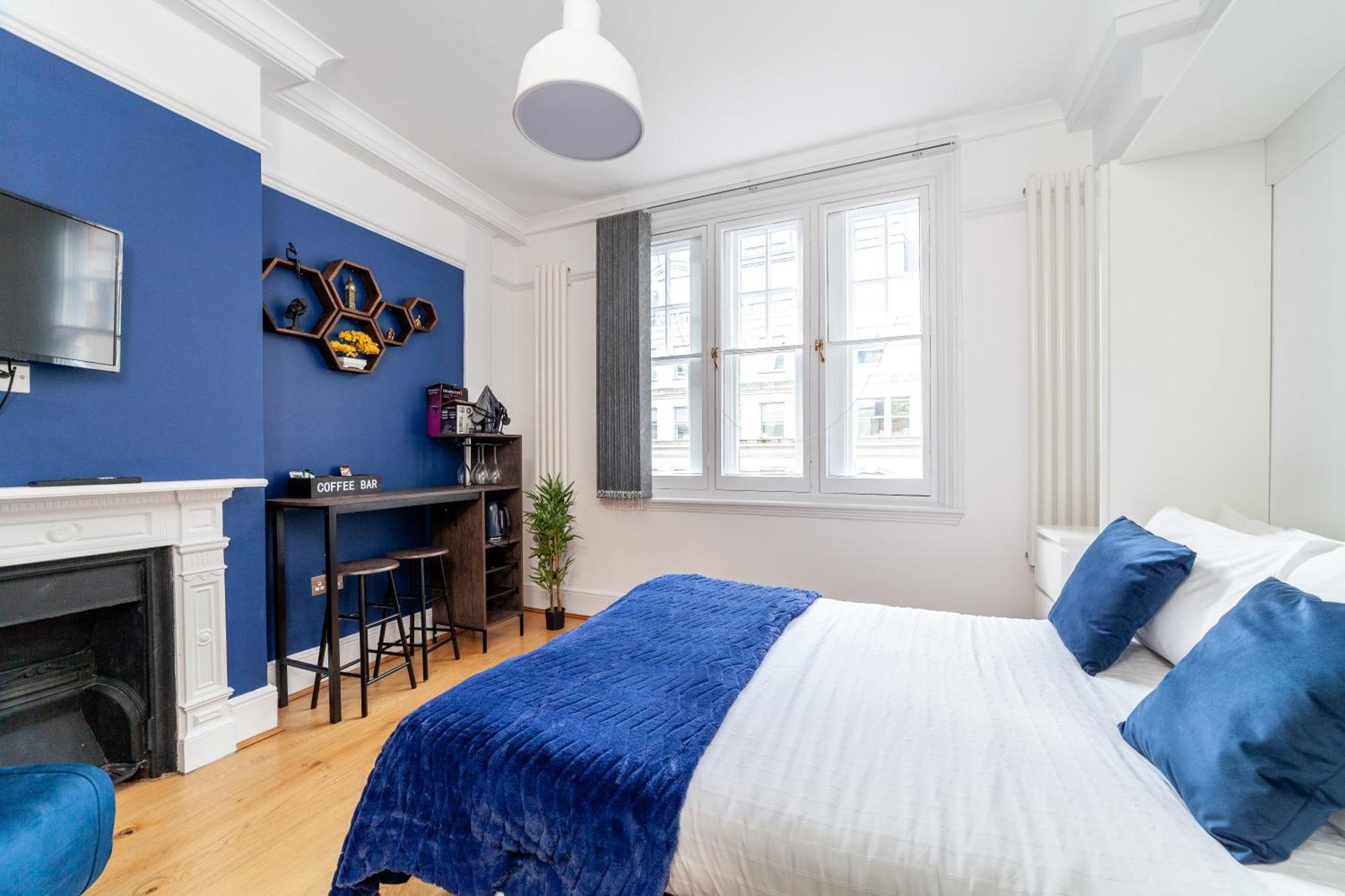 Cannon Street Apartment London