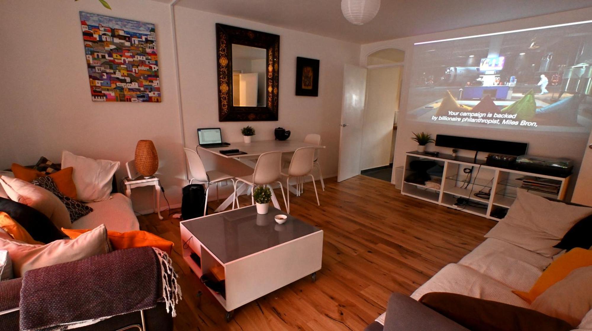 3-bed House With Amazing Garden Pousada