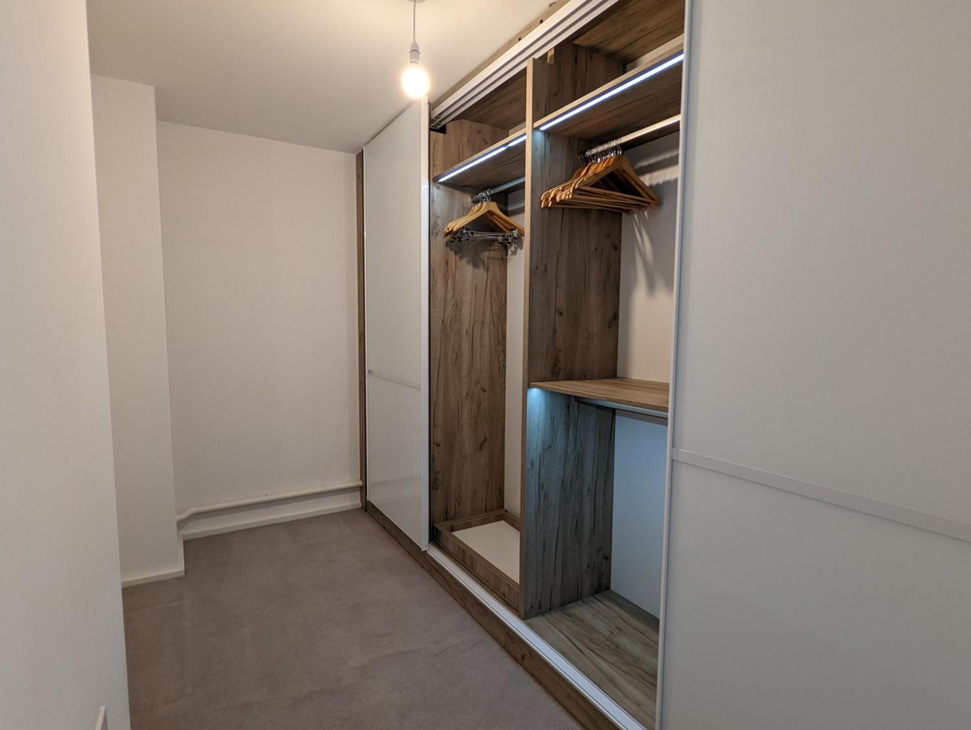 Charles Hope Millharbour Apartment