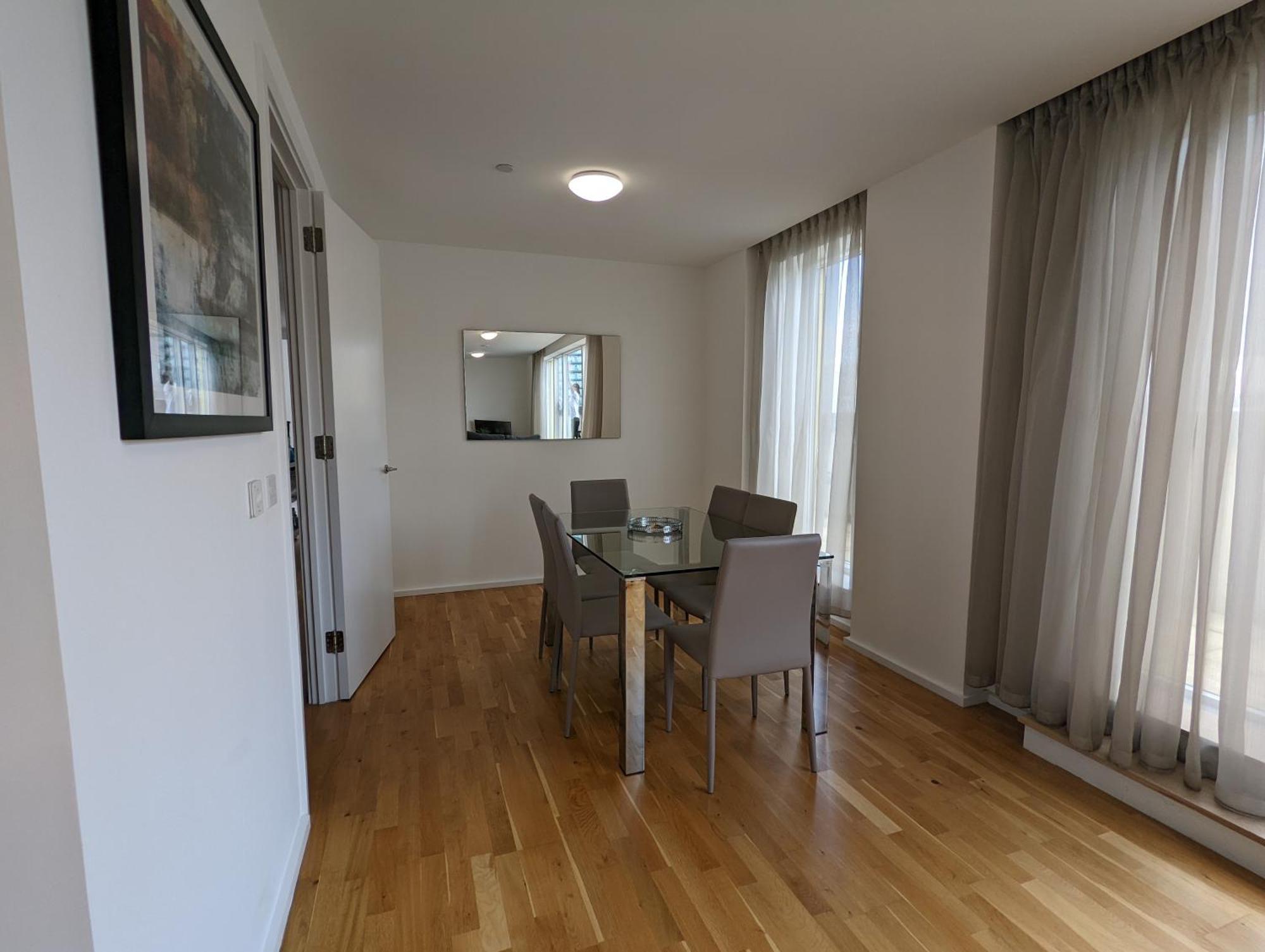 Apartment Charles Hope Millharbour