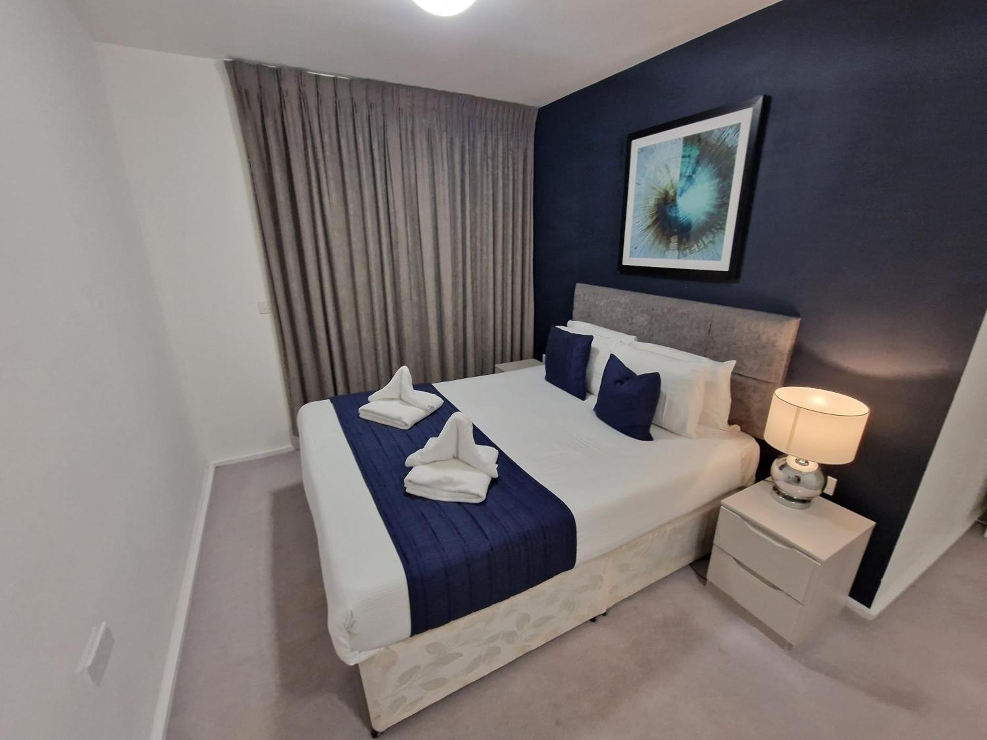 Apartment Charles Hope Millharbour London
