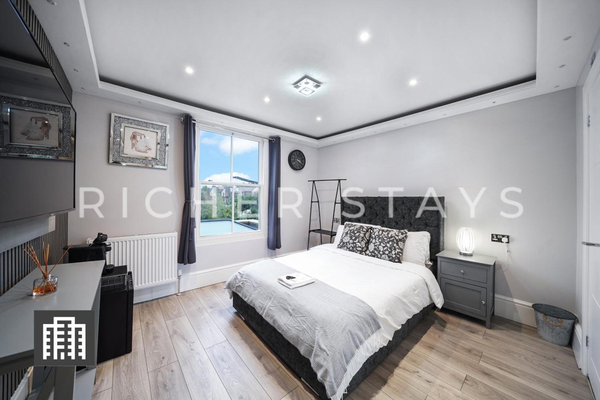 Hackney - En-suite & Amenities Hotel