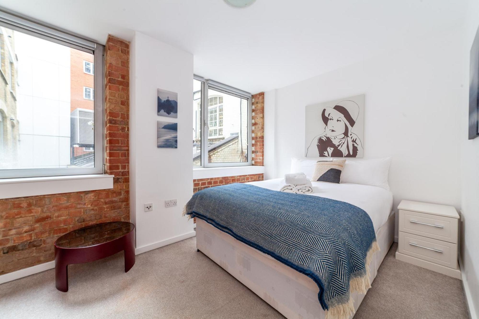 Apartment Elegance & Chic Design - 2-bedroom Haven