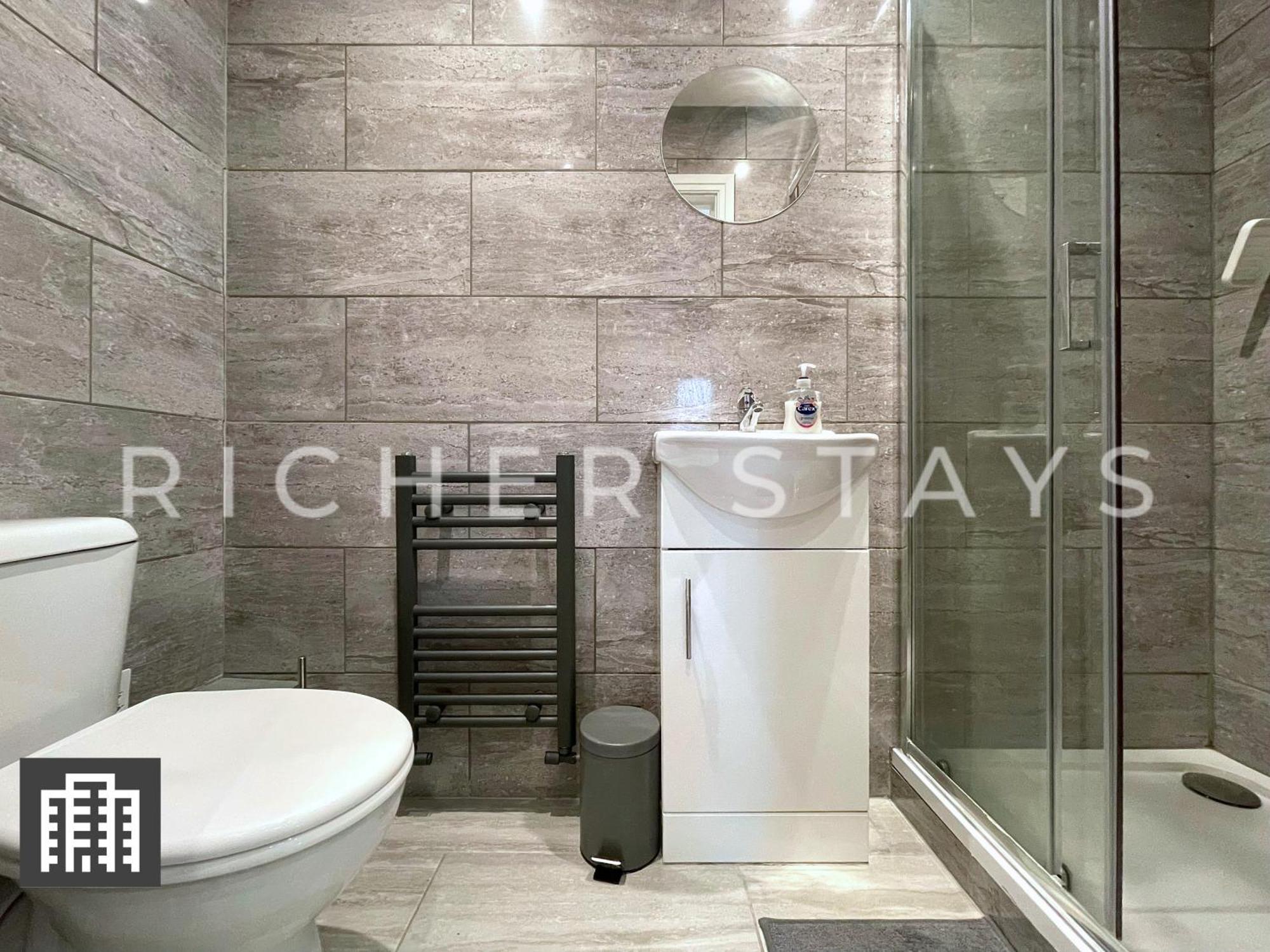 Hackney - En-suite & Amenities 4*