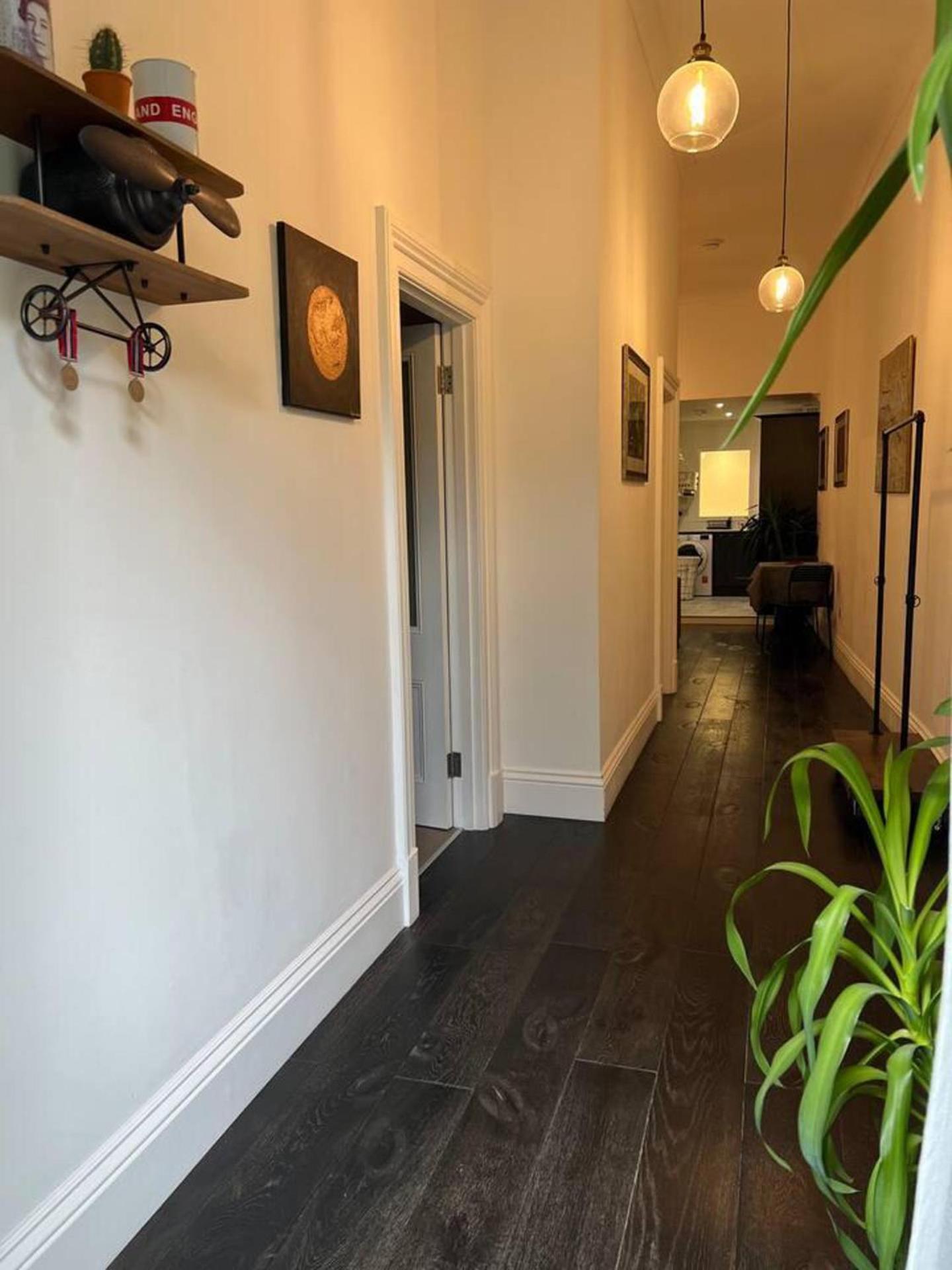 Modern And Spacious 2 Bedroom Flat Near Shoreditch Apartment *