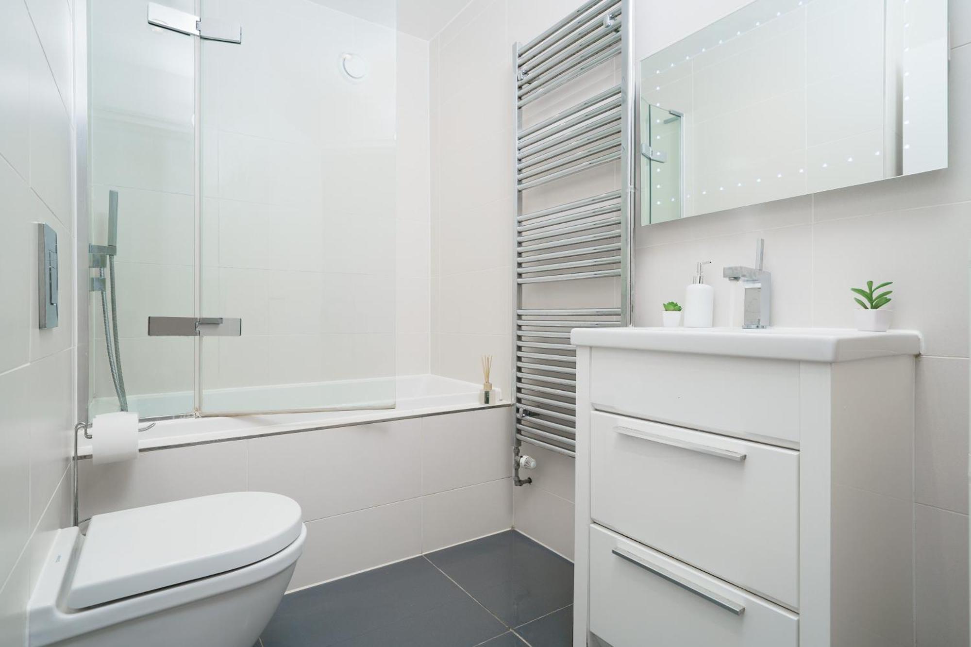 Privatunterkunft En-suite In Zone 1 *