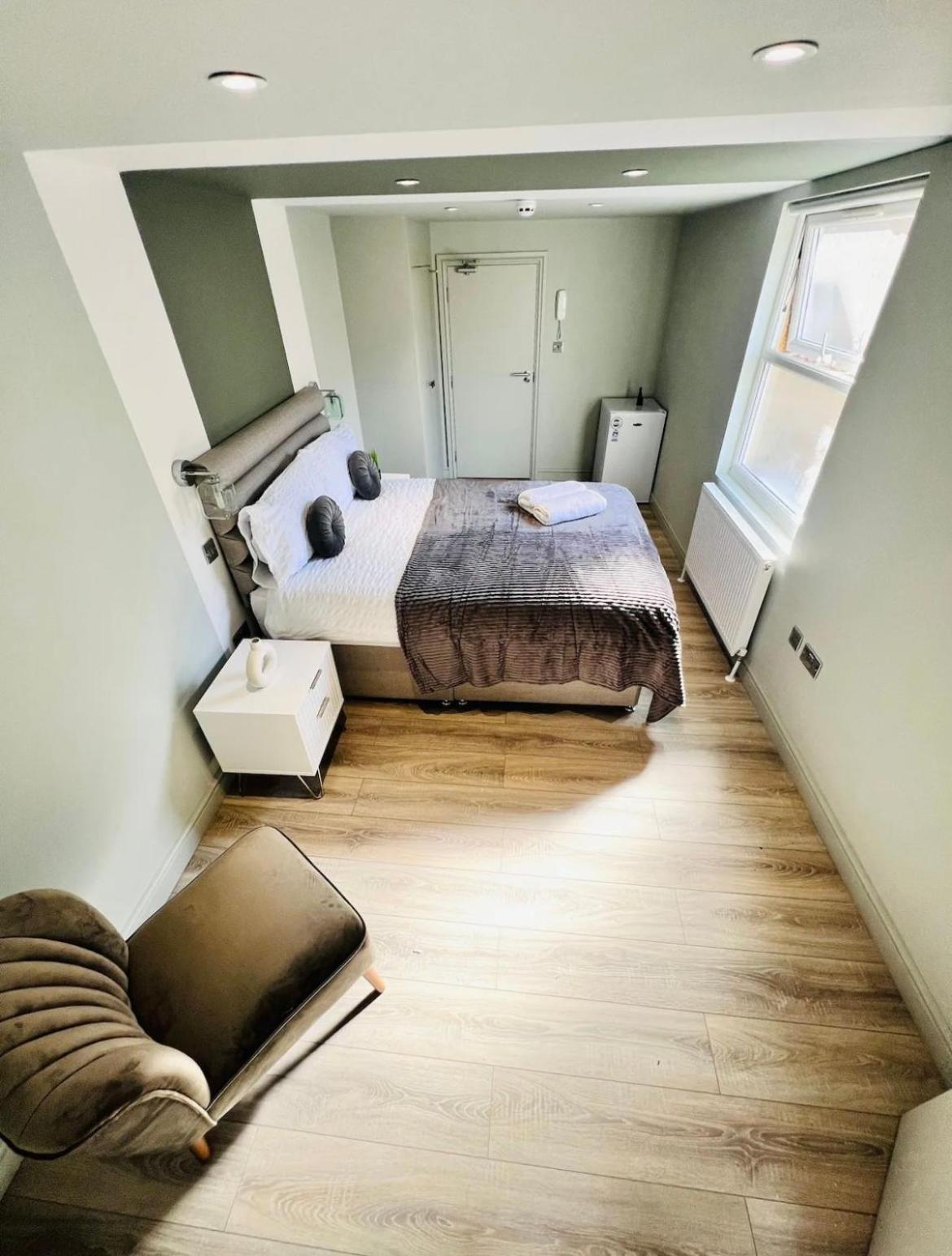 Homestay 43 Ensuite Look Like Locations London