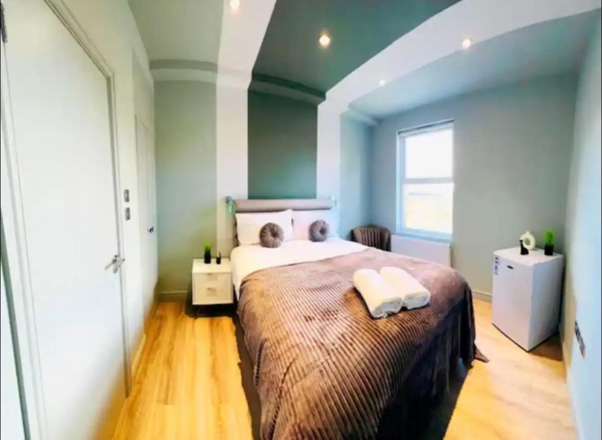 Homestay 43 Ensuite Look Like Locations London