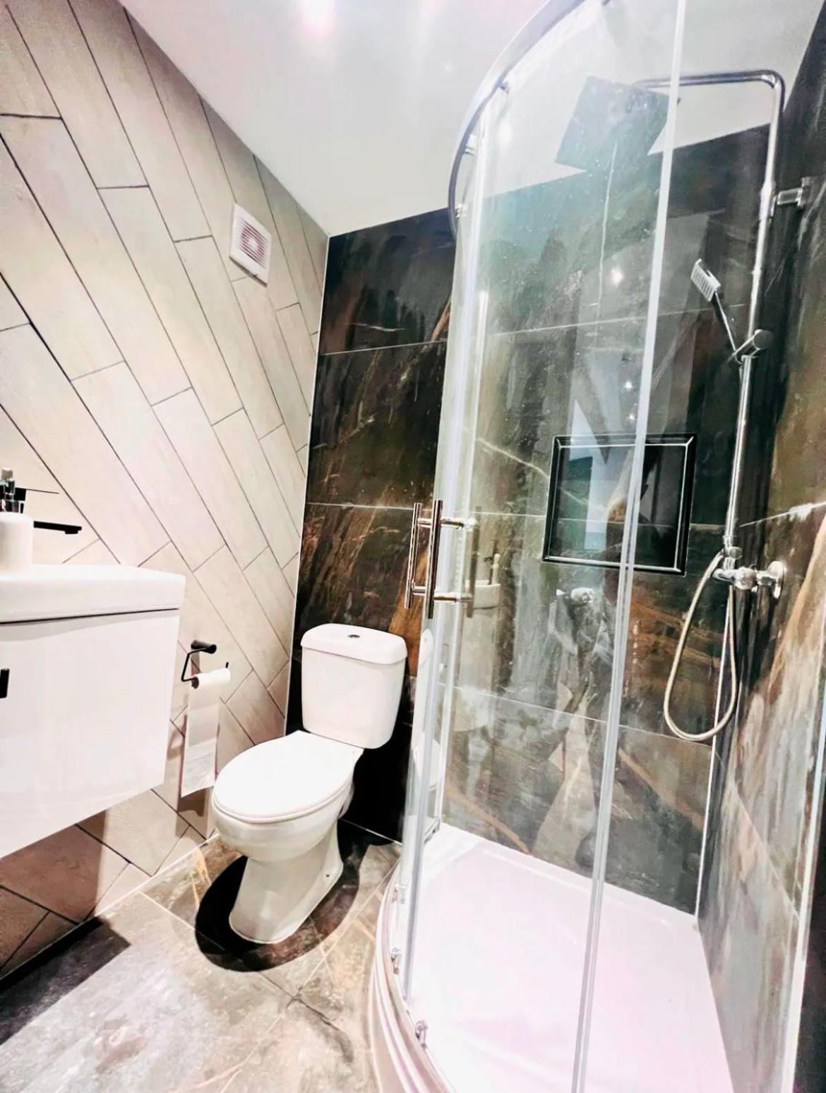 43 Ensuite Look Like Locations Homestay *