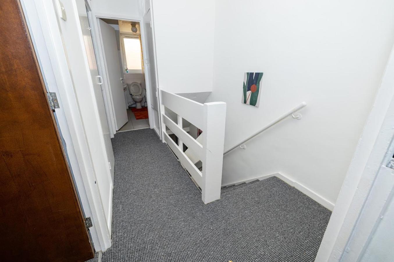 Close To Canary Wharf Homestay London