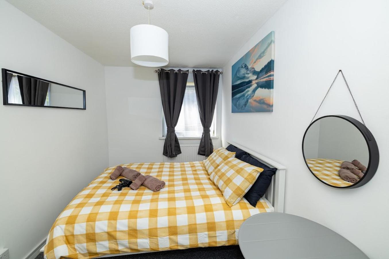 Close To Canary Wharf Homestay London