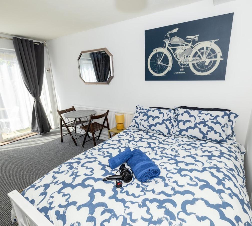 Close To Canary Wharf * London