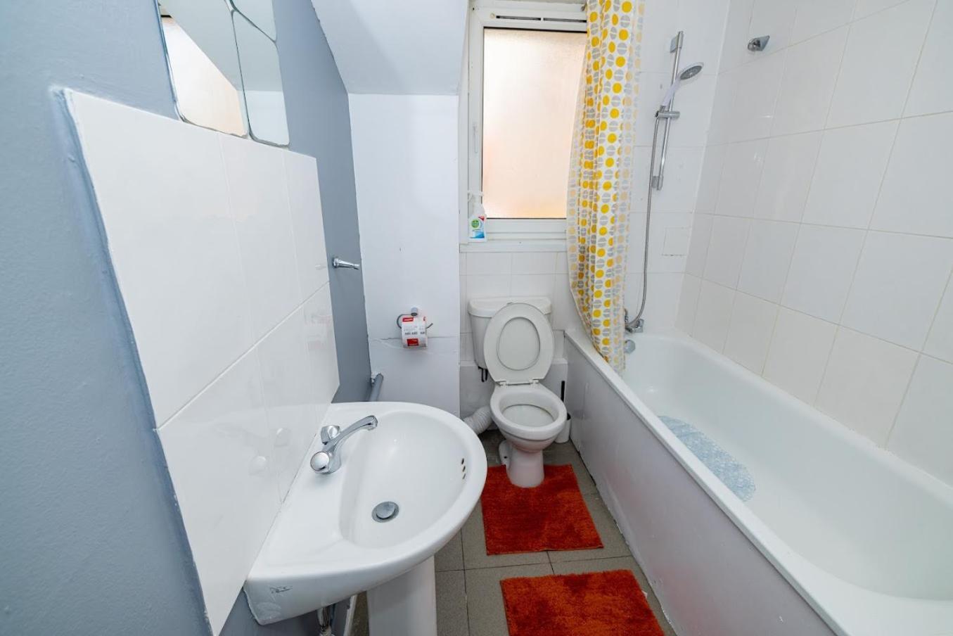 Homestay Close To Canary Wharf London