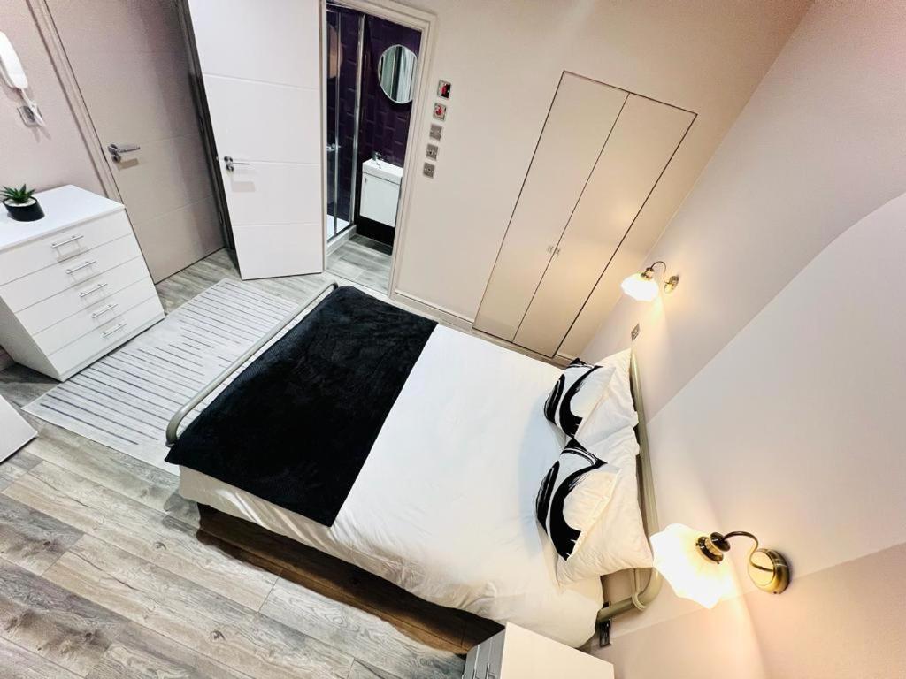 Studios: Exceptional Standard For A Memorable * London