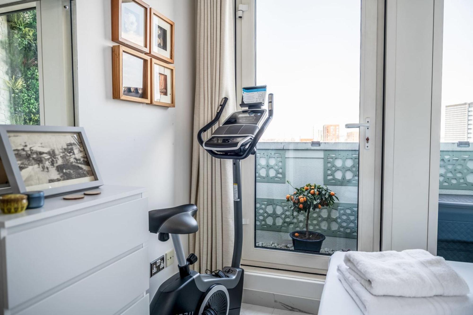 Canary Wharf Retreat With Free Secure Parking Londres