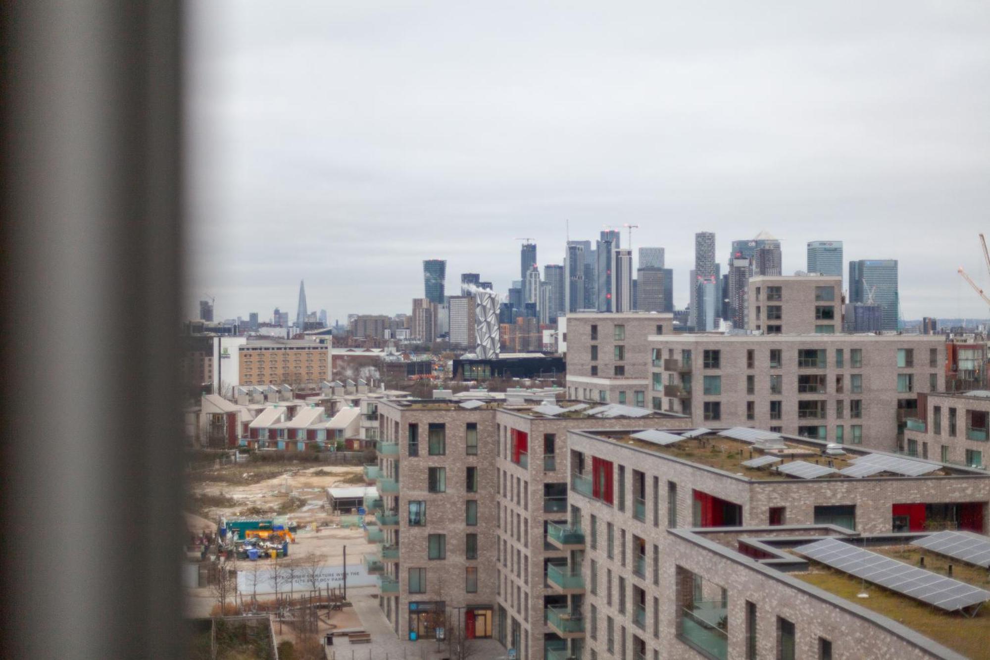 The Thames Collection Apartment *