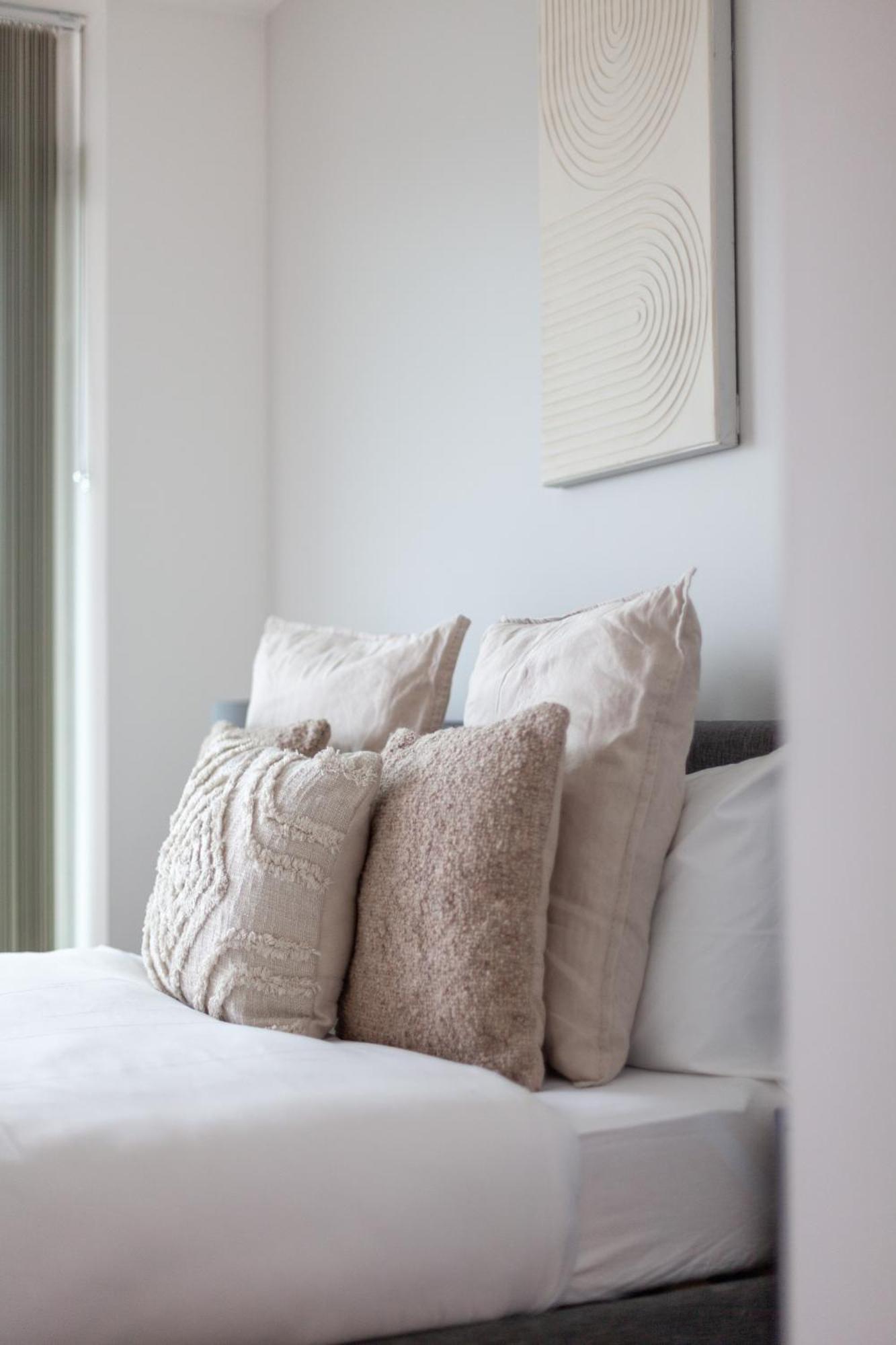 The Thames Collection Apartment *
