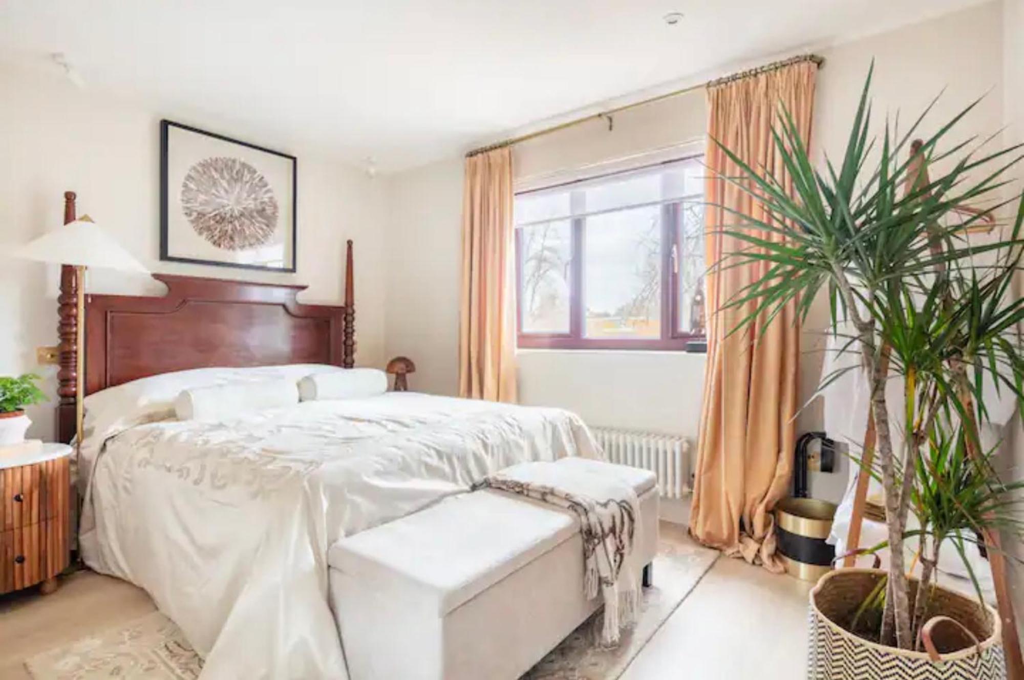 Holiday home Spring Cosy 2-bed With Free Parking *