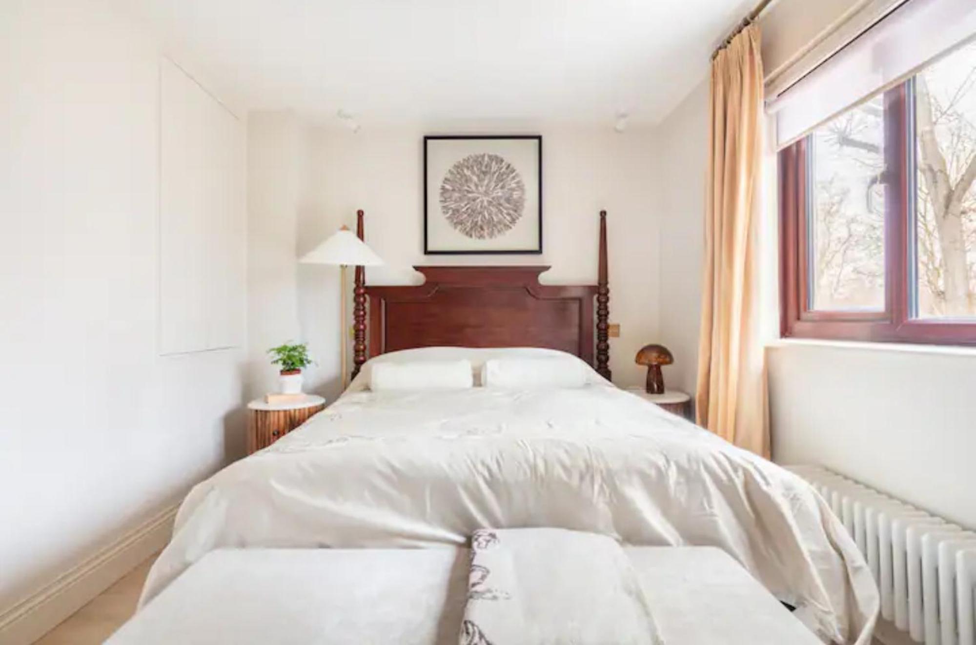 Holiday home Spring Cosy 2-bed With Free Parking