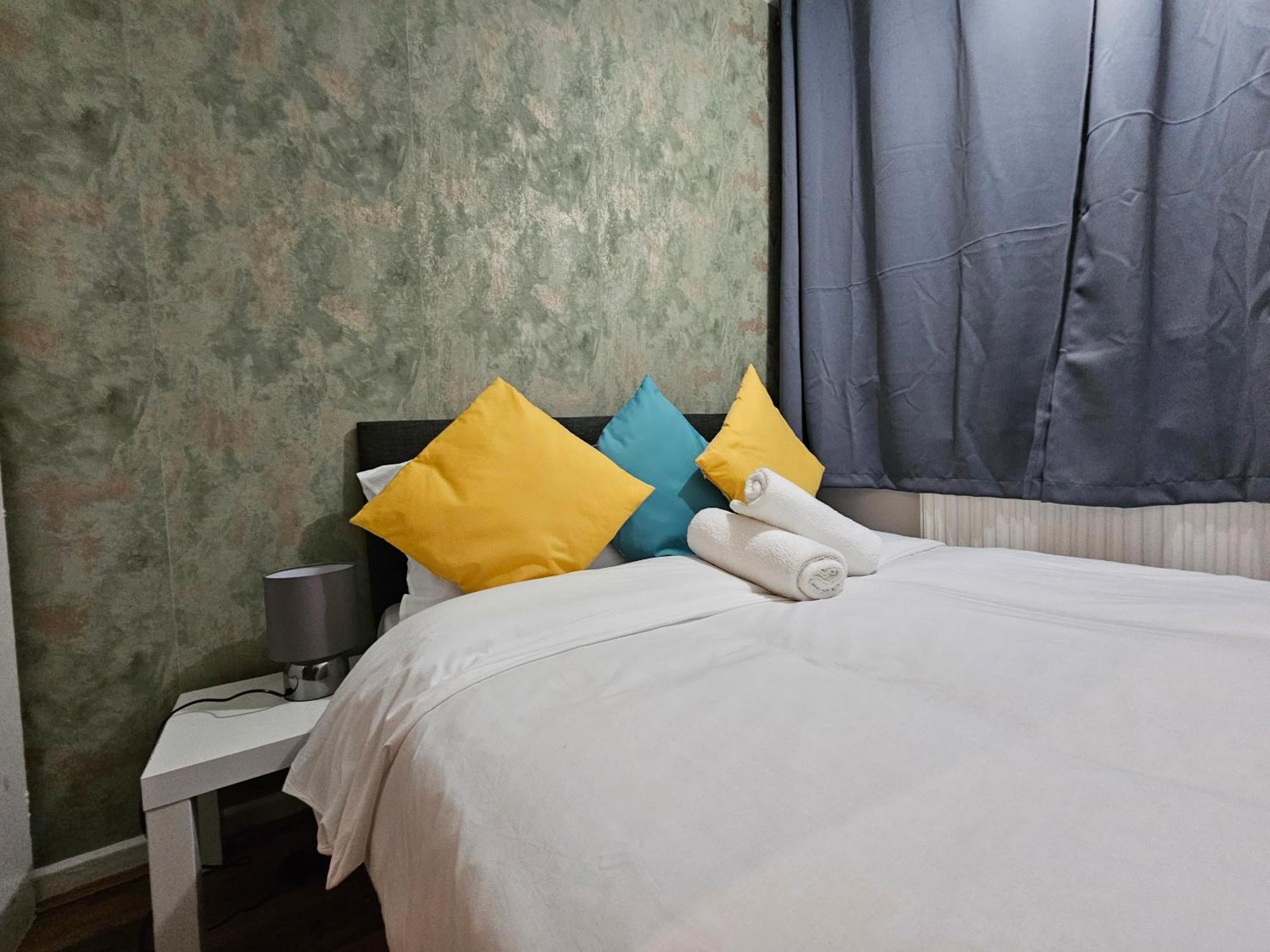 Spitalfields Guest house *