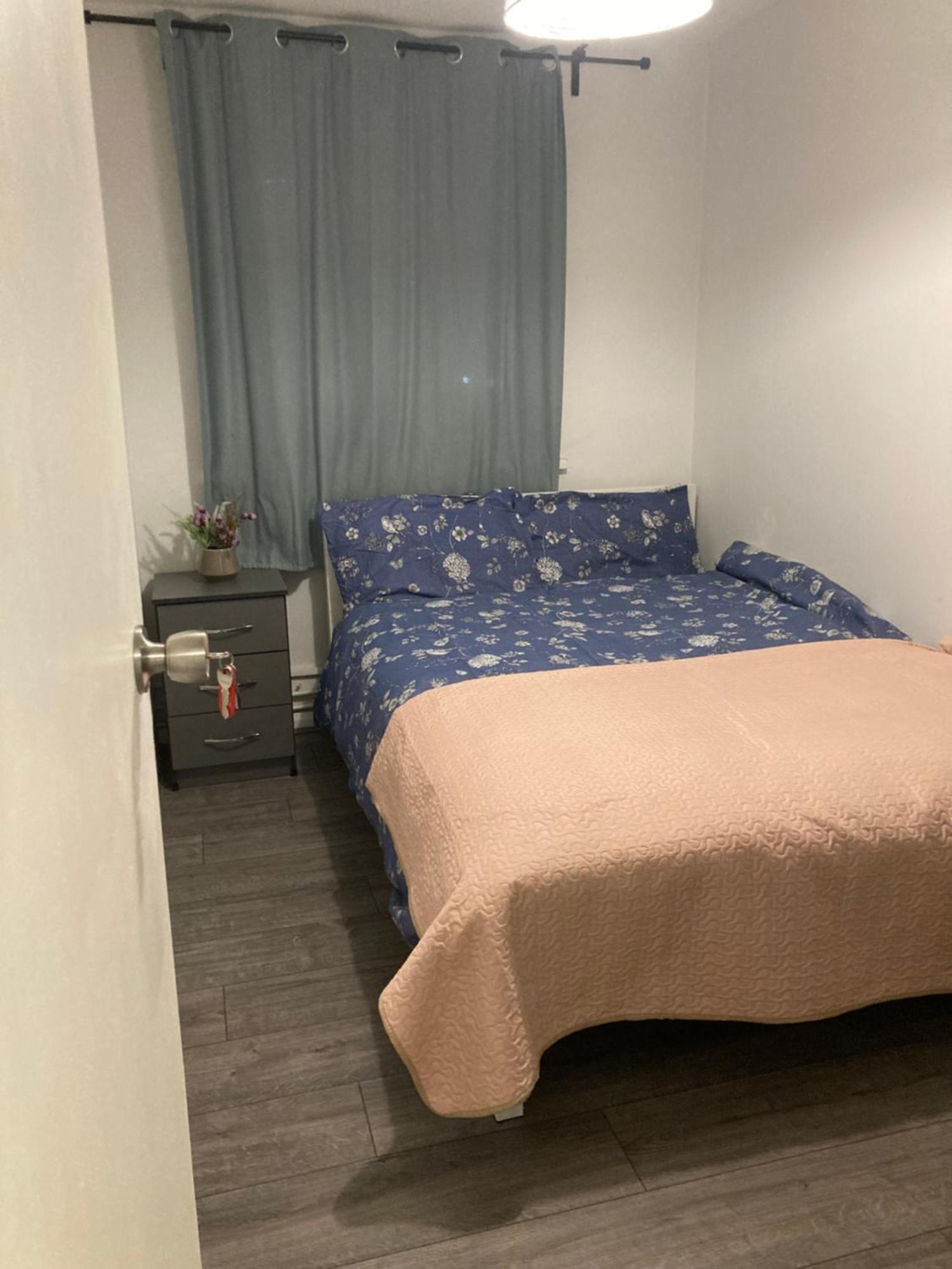 Kingdom - 12 Hamilton Homestay London