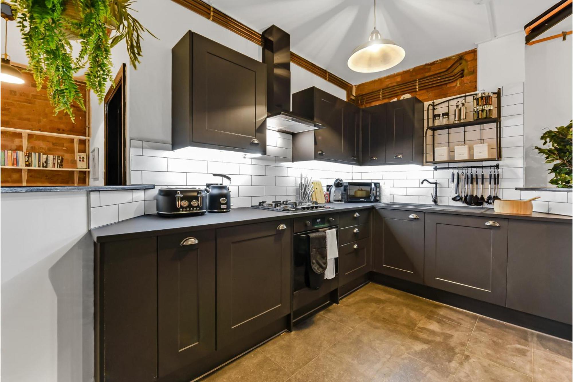 Trendy, Arty, 3br In Heart Of Hipster Hackney! London