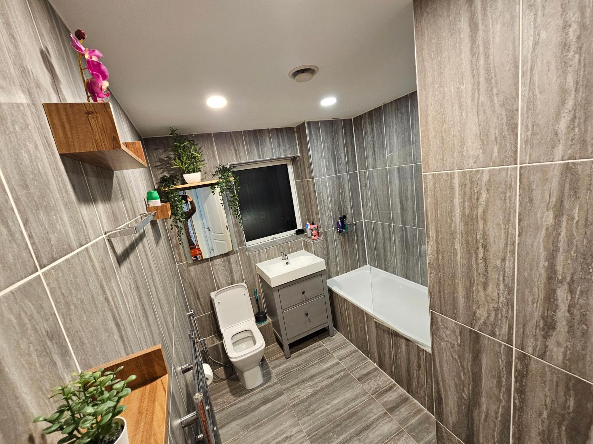 Guest house Wallwood London