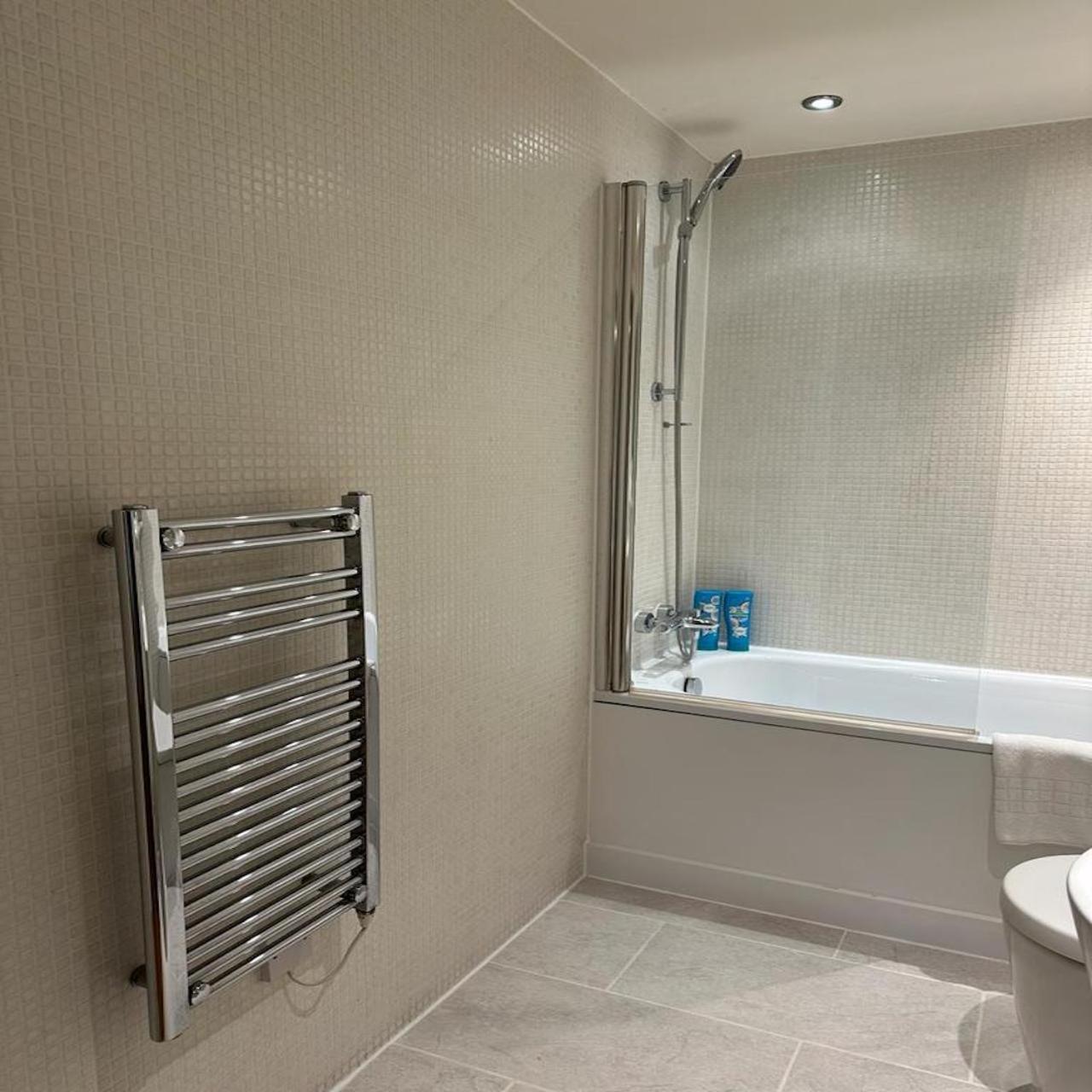 Canary Wharf Apartment