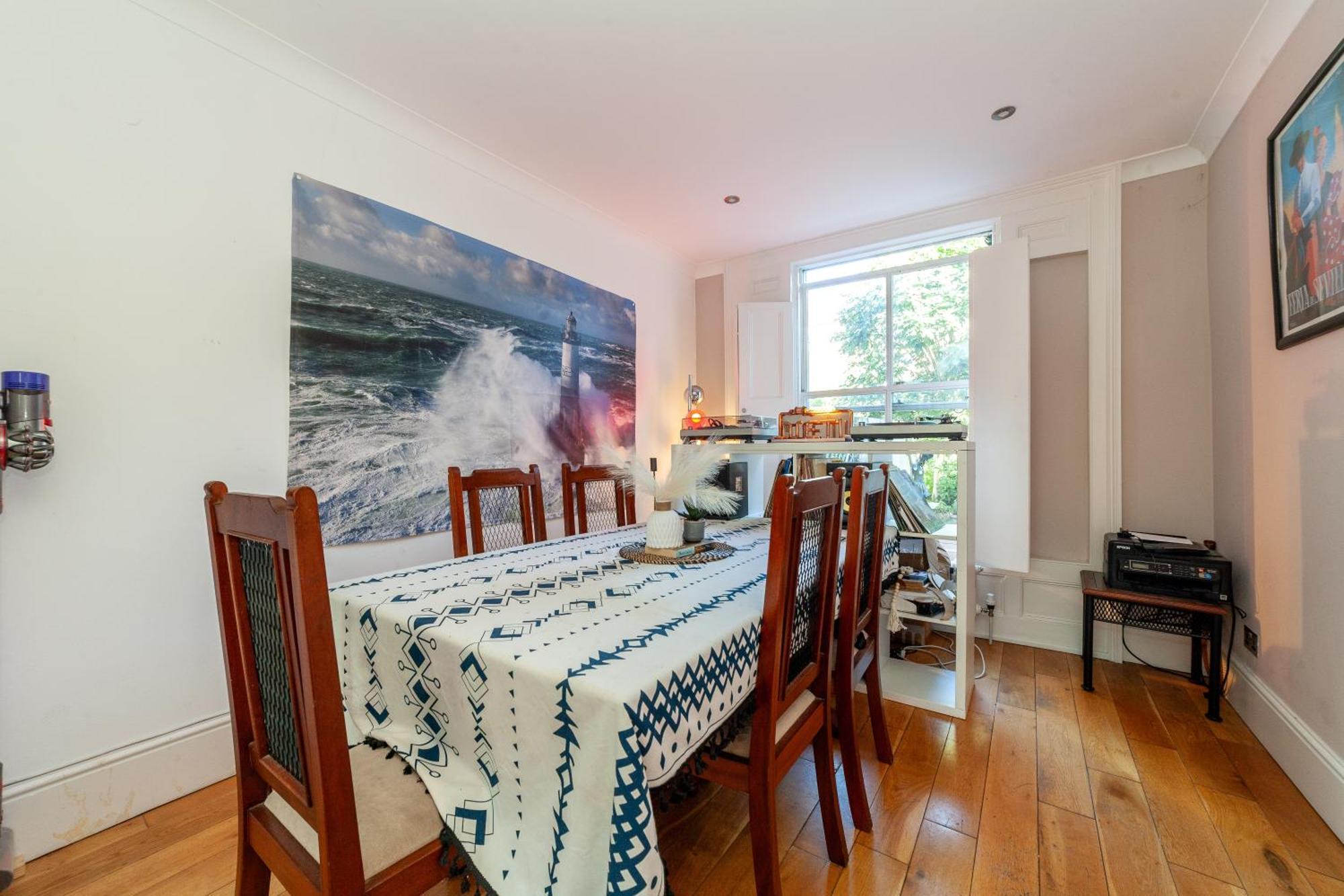 Double W/projector & Garden Hot Tub Homestay *
