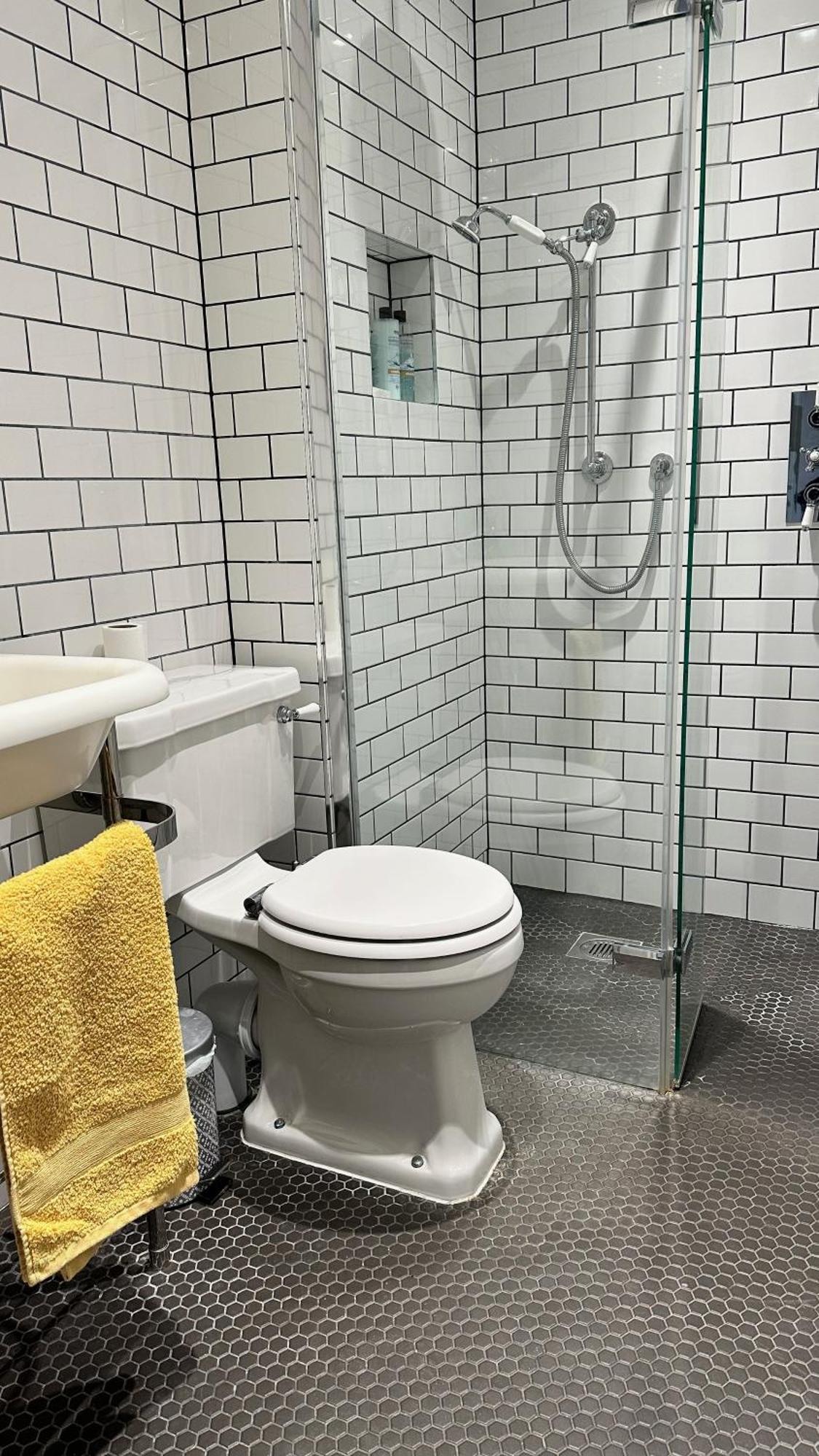 Apartment Modern & Stylish 1 Bedroom Flat London