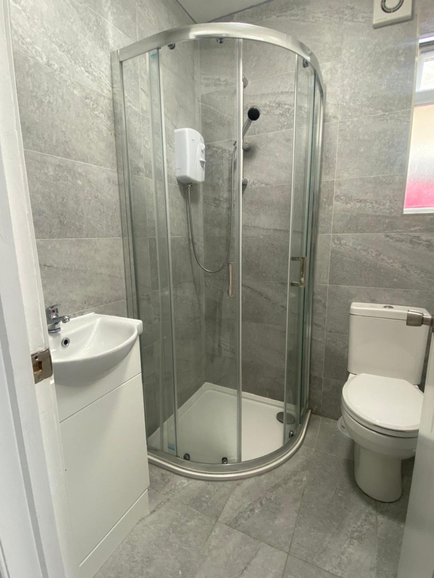 Cosy House In Newham Homestay London